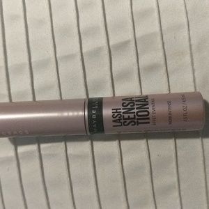 NWT mascara